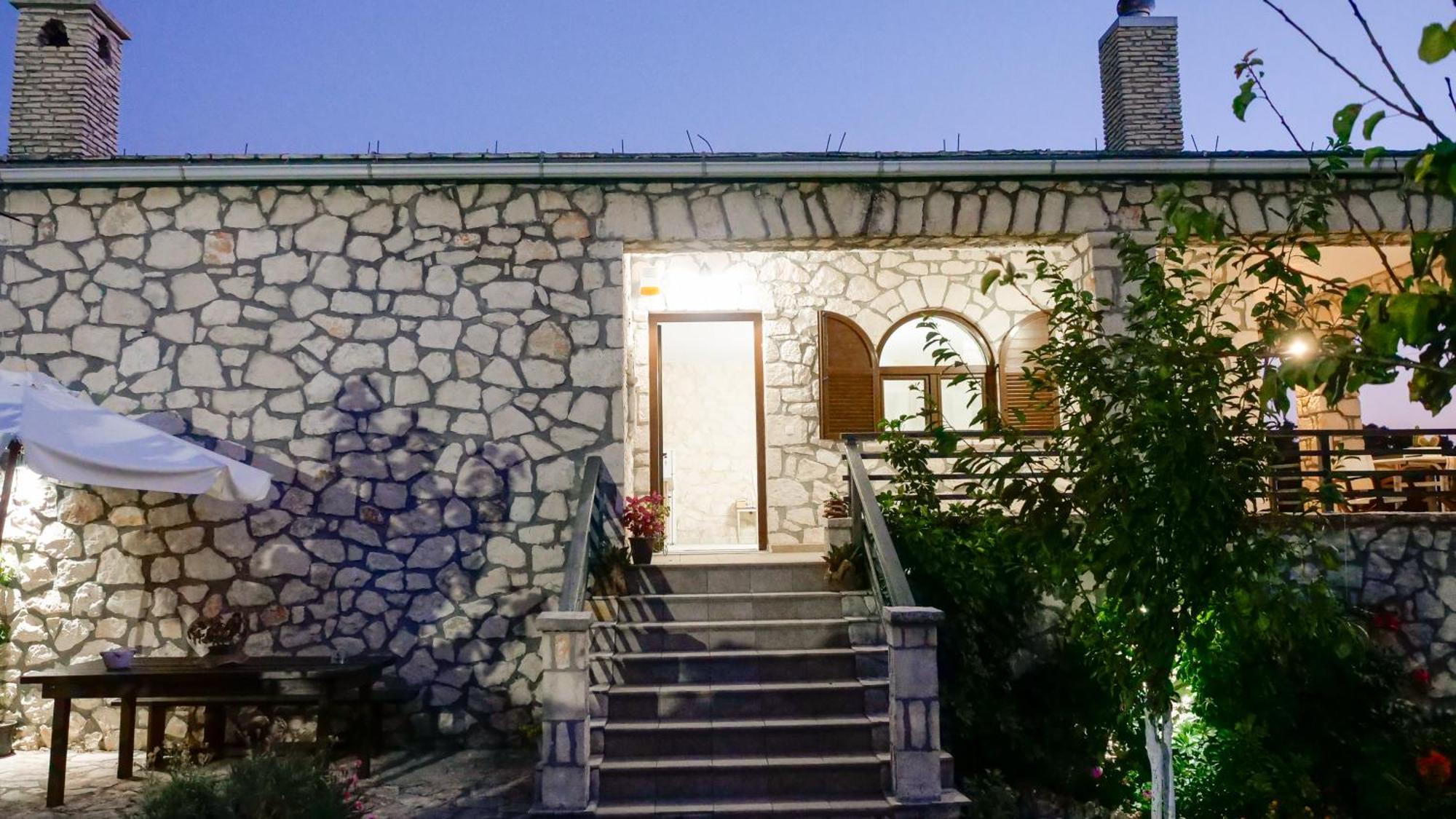 Fterini Apartments Sterna & Alletri Agios Leon Экстерьер фото